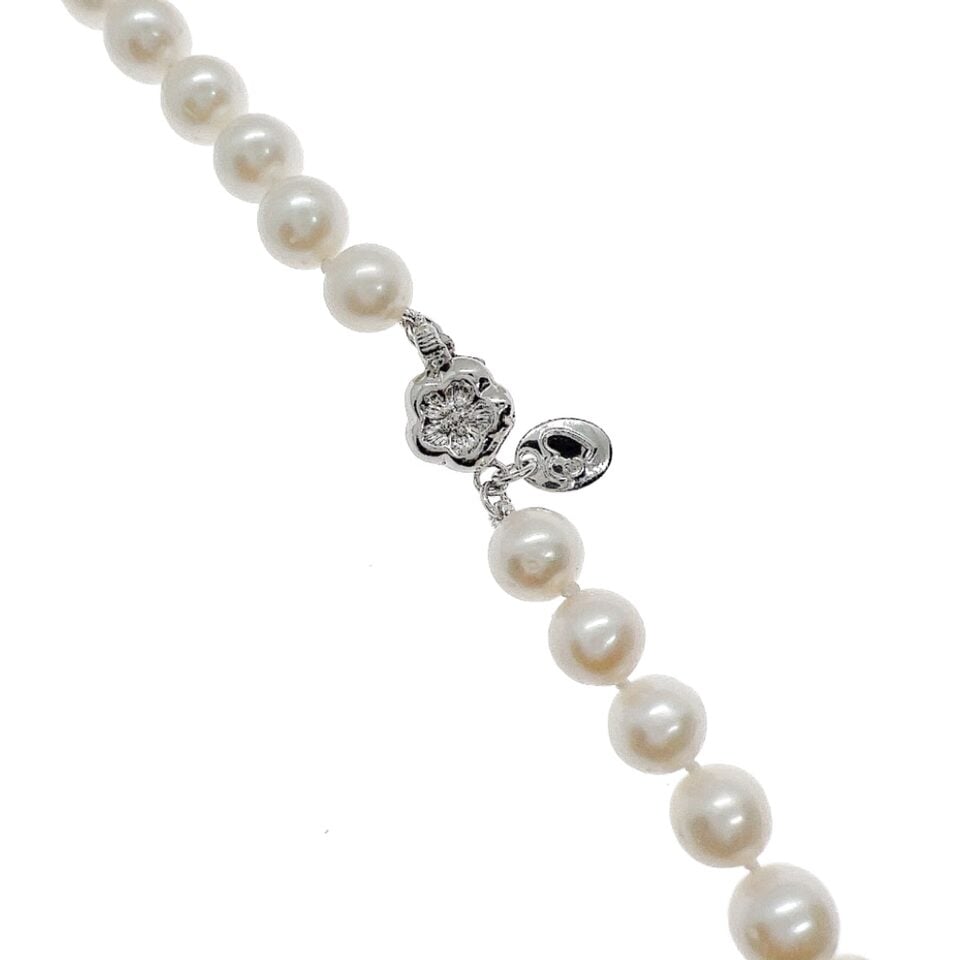 Chomel Freshwater Pearl Necklace in White (8mm 9mm) Takashimaya