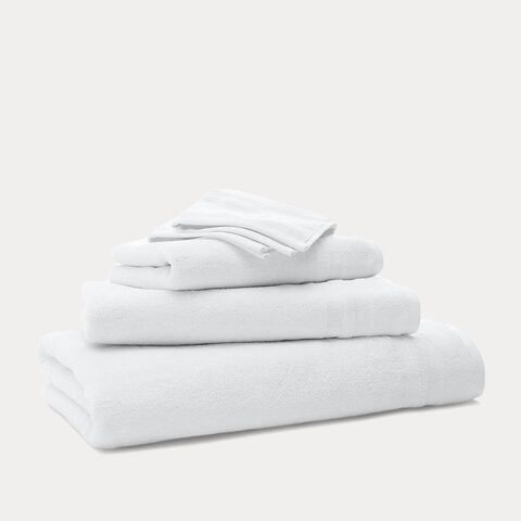 https://taka-prd-cdn.ascentismedia.com/ProductImages/3601940e-3fe7-4b48-be30-cdded20e23bc/1/240x240/payton-collection-hand-towel-230530045414.jpg