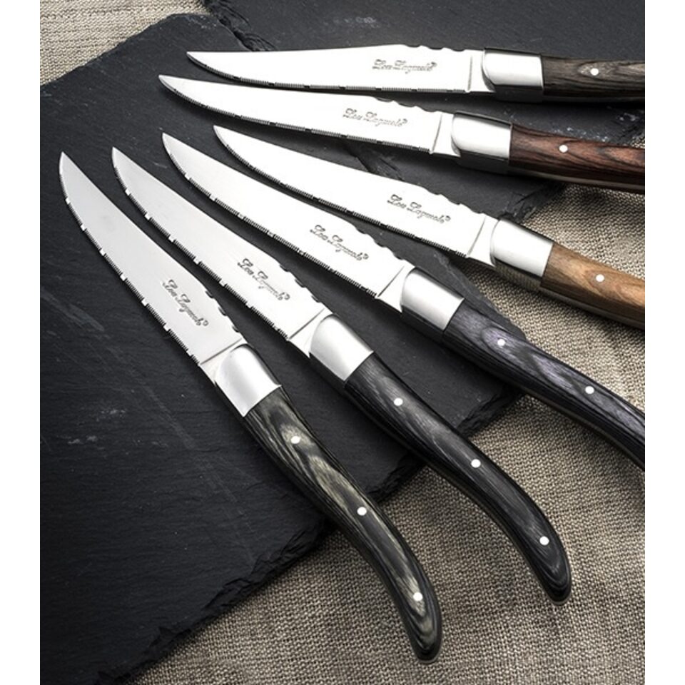 https://taka-prd-cdn.ascentismedia.com/ProductImages/538ed96b-ddc3-4605-aadc-61e96a38d115/2/std/louis-prestige-6-pc-steak-knife-set-paddle-bamboo-cutting-serving-board-231002072425.jpg