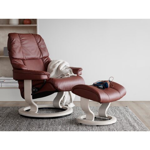 Reno (M) Classic Recliner With Footstool | Takashimaya