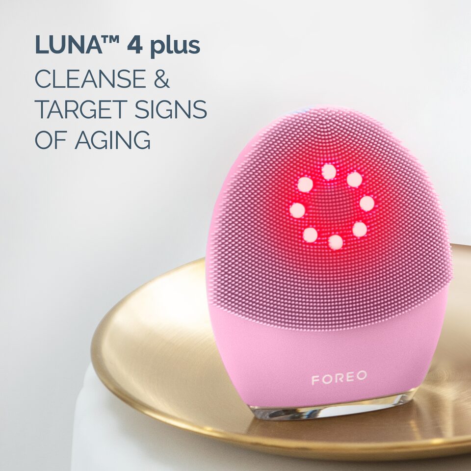 Foreo LUNA™ 4 Plus Facial Cleansing Brush & Massager | Takashimaya