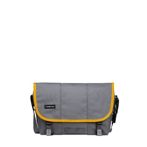 Classic Messenger Eco (Gunmetal Zing) | Takashimaya